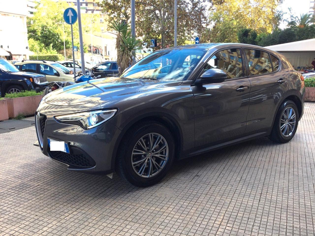 Alfa Romeo Stelvio 2.2 Turbodiesel 160 CV AT8 RWD Business