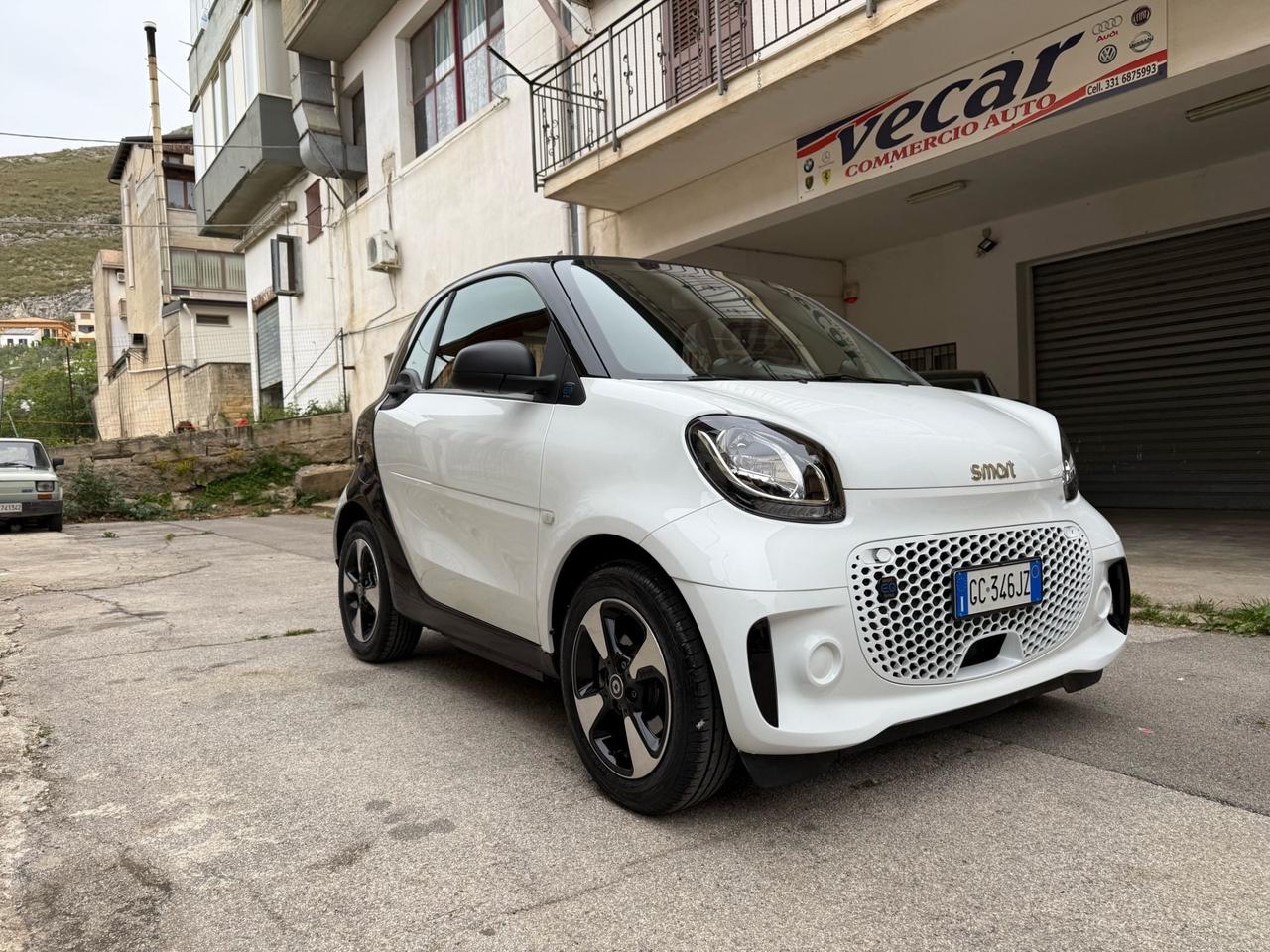 Smart ForTwo EQ Passion iva esposta