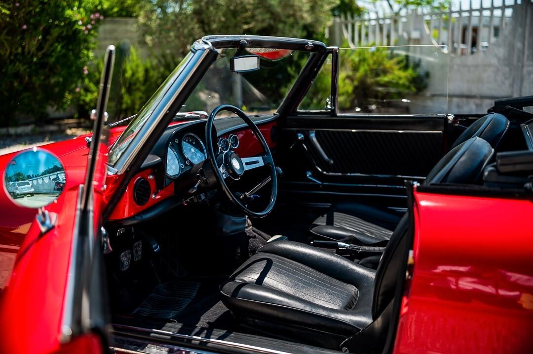 Alfa Romeo Spider Junior 1.3 “Osso di Seppia”