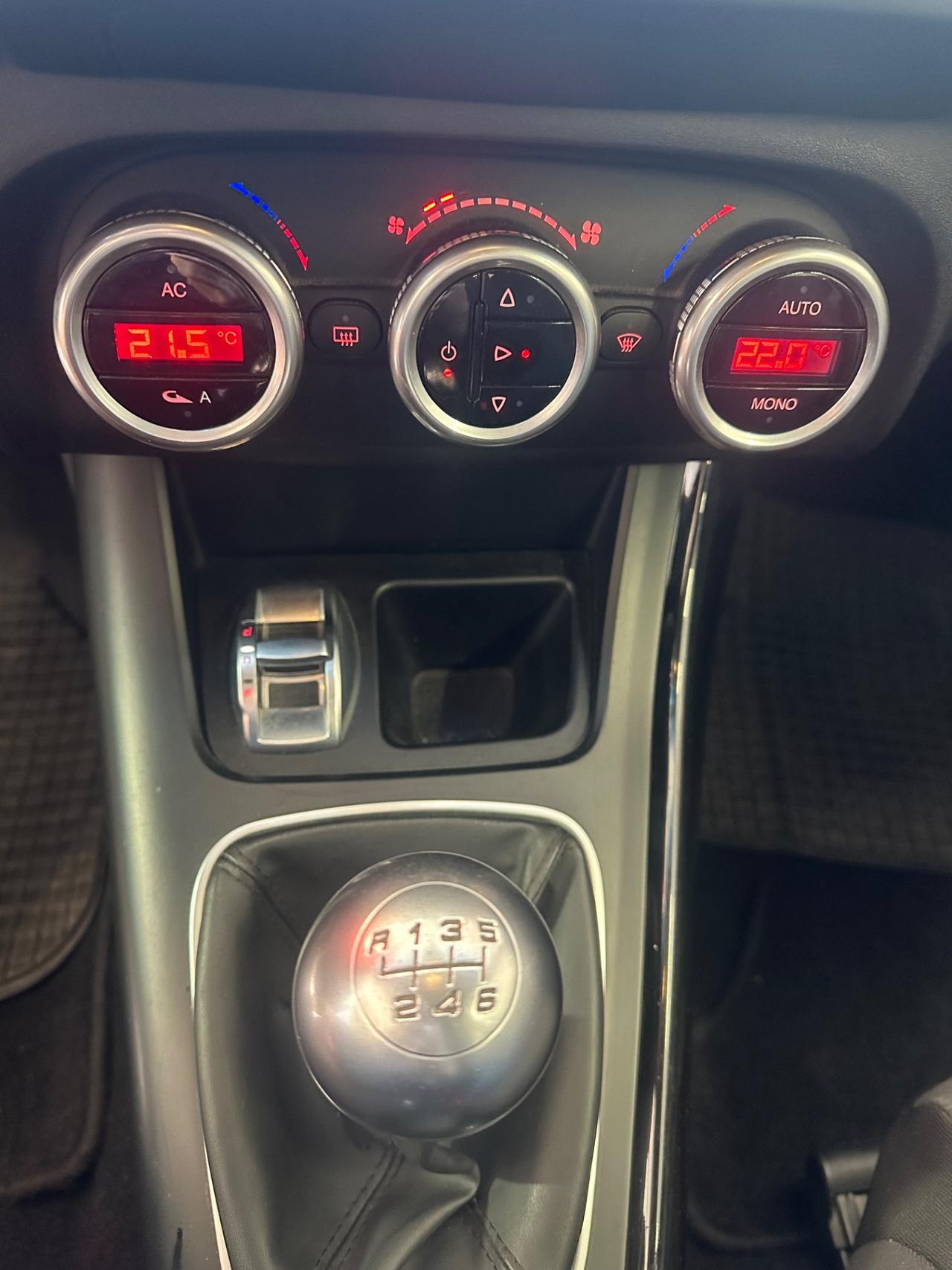 Alfa Romeo Giulietta 1.6 JTDm-2 105 CV Distinctive