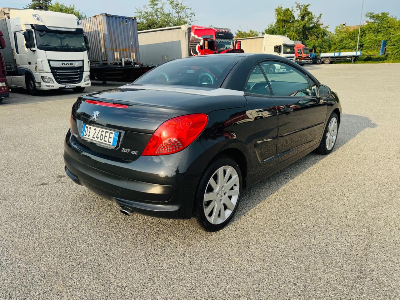 Peugeot 207 1.6 HDi 110CV CC Tecno