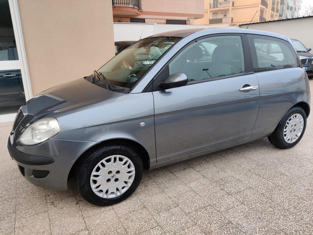 Lancia Ypsilon 1.2 Benzina
