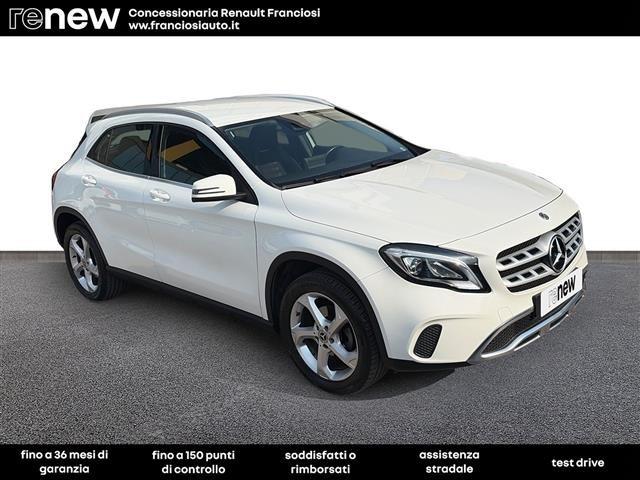 MERCEDES-BENZ GLA 200 D Sport 7G-DCT