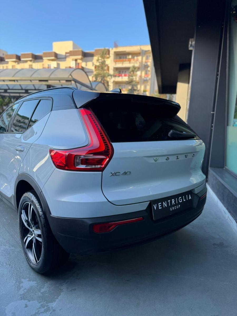 VOLVO - XC40 - D3 AWD Geartronic R-design