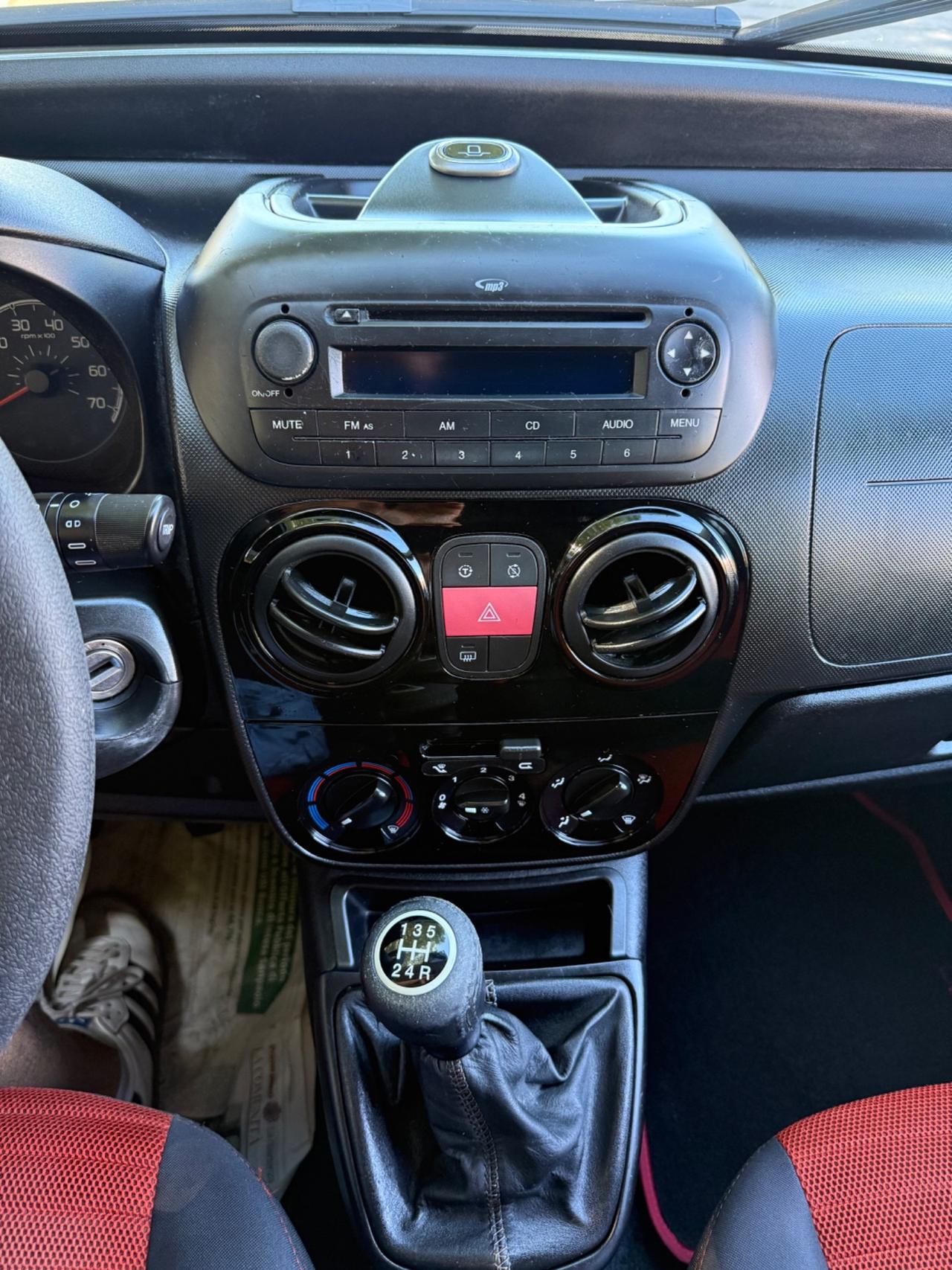 Fiat Qubo 1.3 MJT 95 CV Trekking con navigatore
