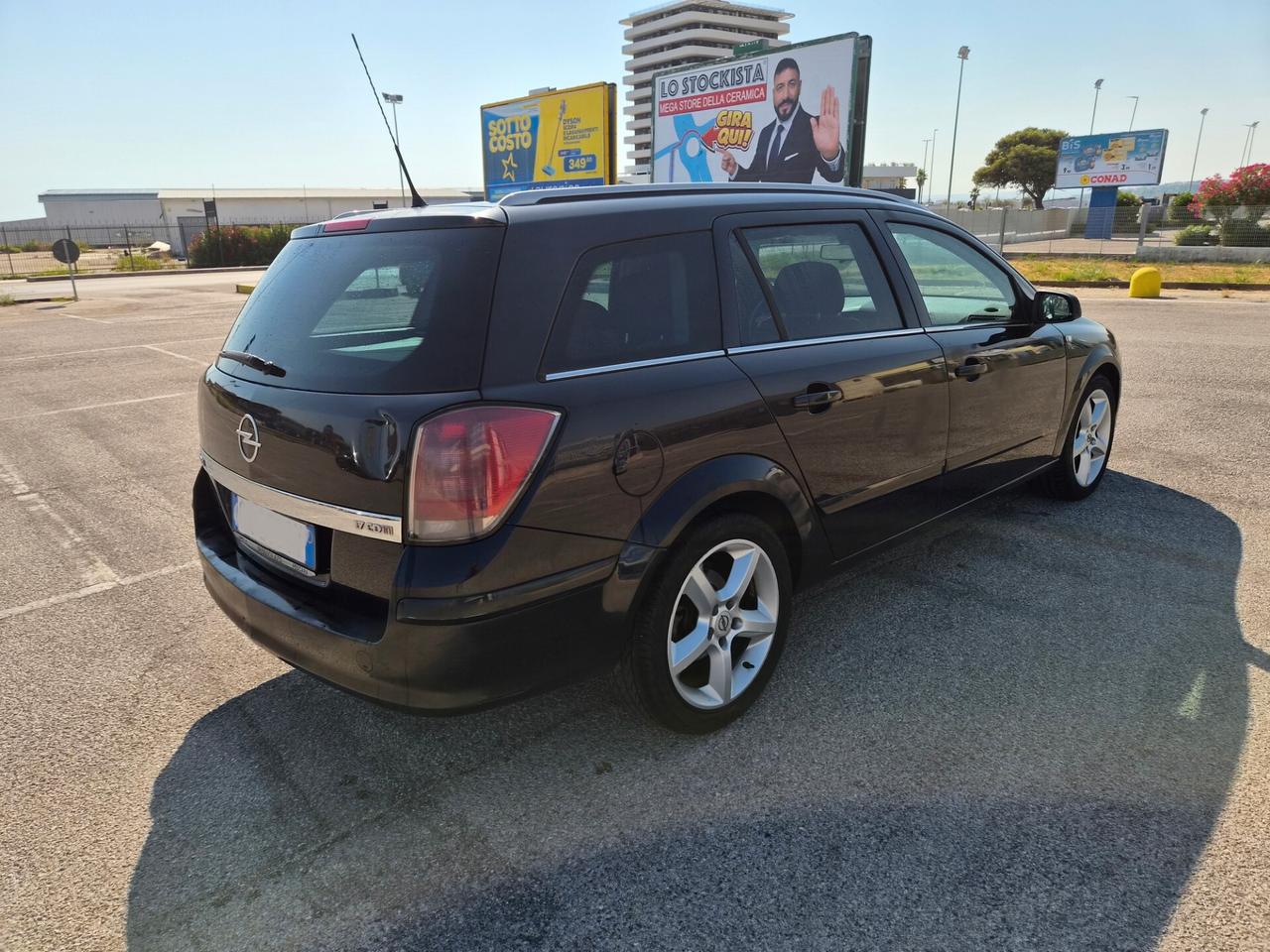 Opel Astra 1.7 CDTI 80CV Station Wagon Club