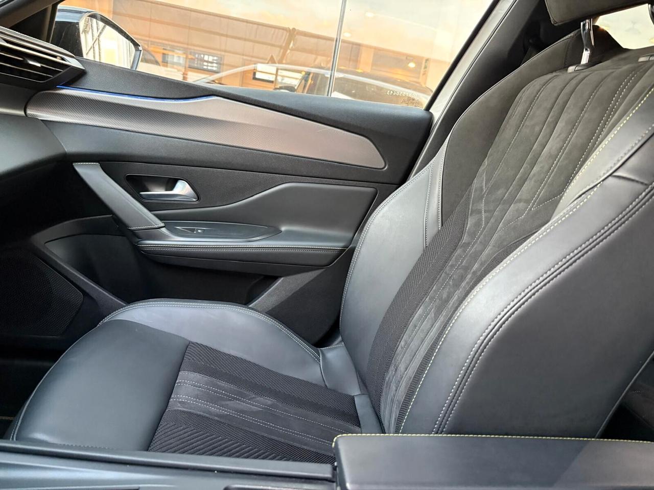 Peugeot 308 GT PACK Plug-in Hybrid 180 e-EAT8 SPOTICAR