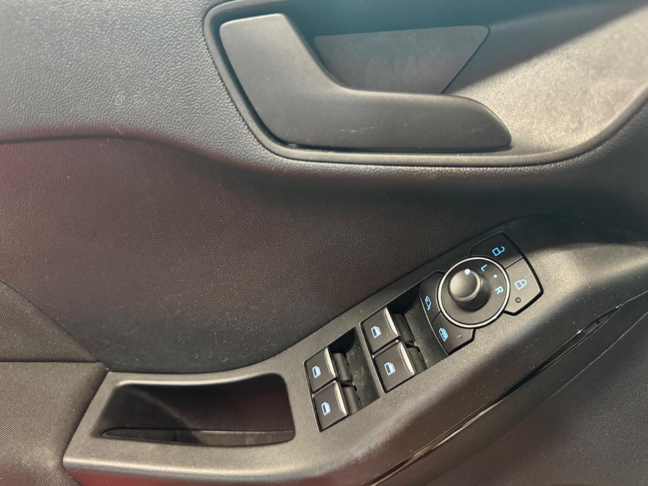 Ford Fiesta 1.1 75 5 porte Connect
