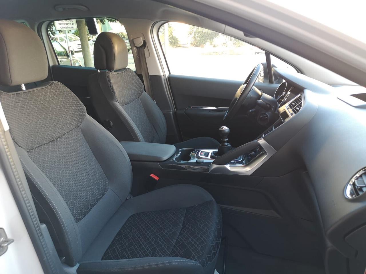 PEUGEOT 3008 1.6 HDi 115 CV Active 2015