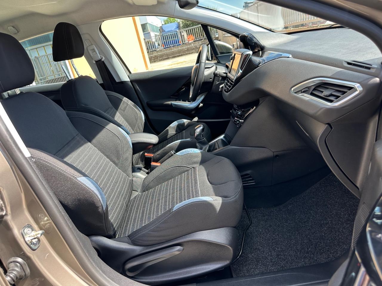 Peugeot 208 1.2 VTi 82 CV 5 porte Access