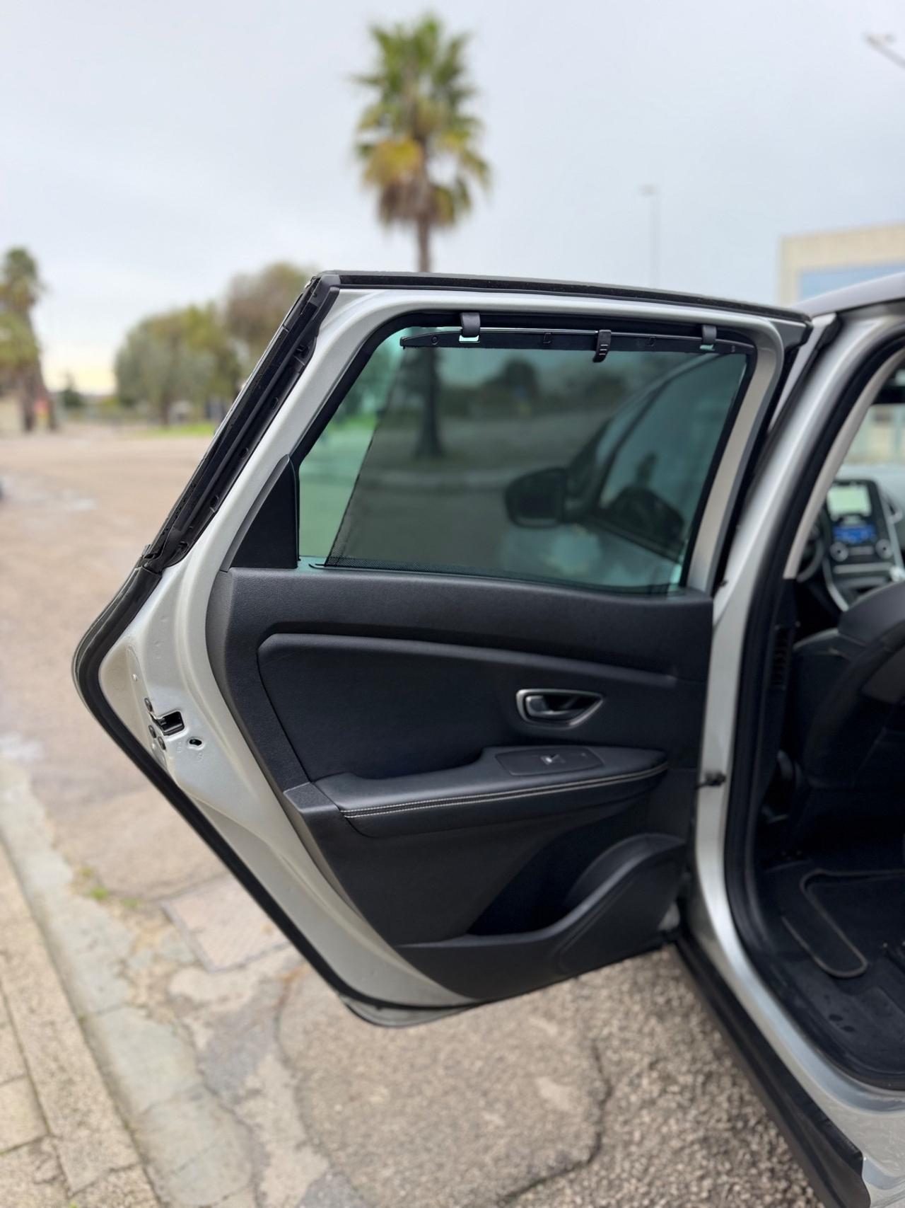 Renault Scenic Scénic dCi 8V 110 CV EDC Energy Bose iva esposta