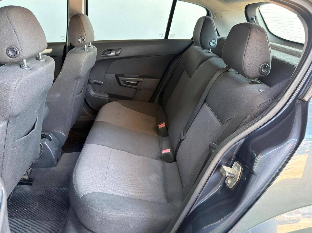 Opel Astra 1.4 16V GPL-TECH 5 porte Enjoy