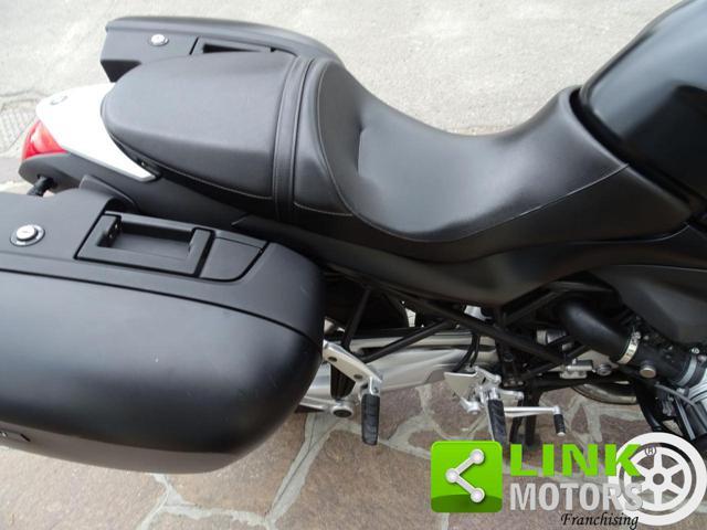 BMW R 1200 R ABS anno 2010