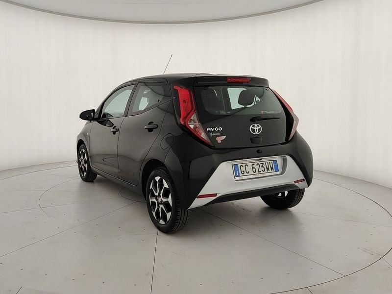 Toyota Aygo Connect 1.0 VVT-i 72 CV 5 porte x-fun