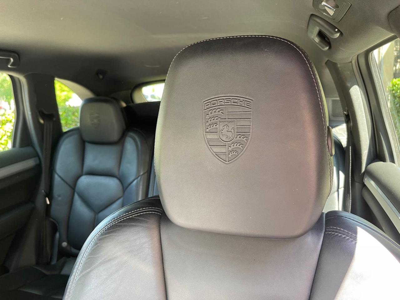 Porsche Cayenne Platinum Edition 3.0 #6240