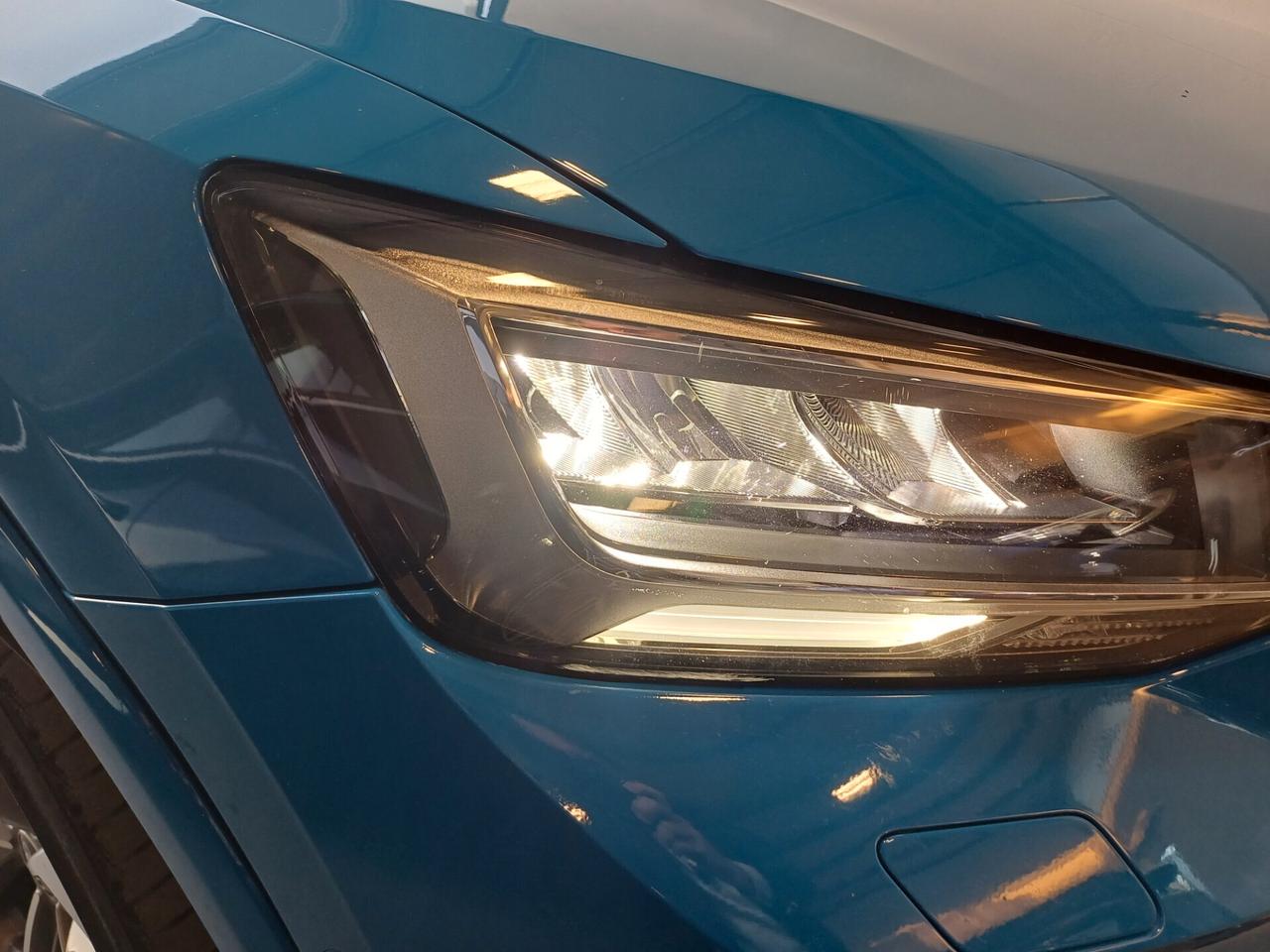 Audi Q2 35 TDI S tronic Black Edition