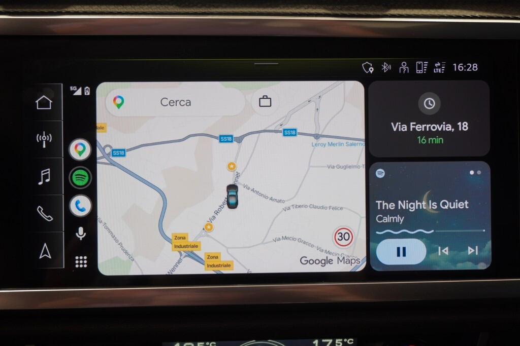 AUDI Q3 35 TDI 150CV S-TRONIC BUSINESS ( FARI LED - VIRTUAL COCKPIT - ADAPTIVE CUISE - NAVI - MIRROR - PDC - TELECAMERA POST. )