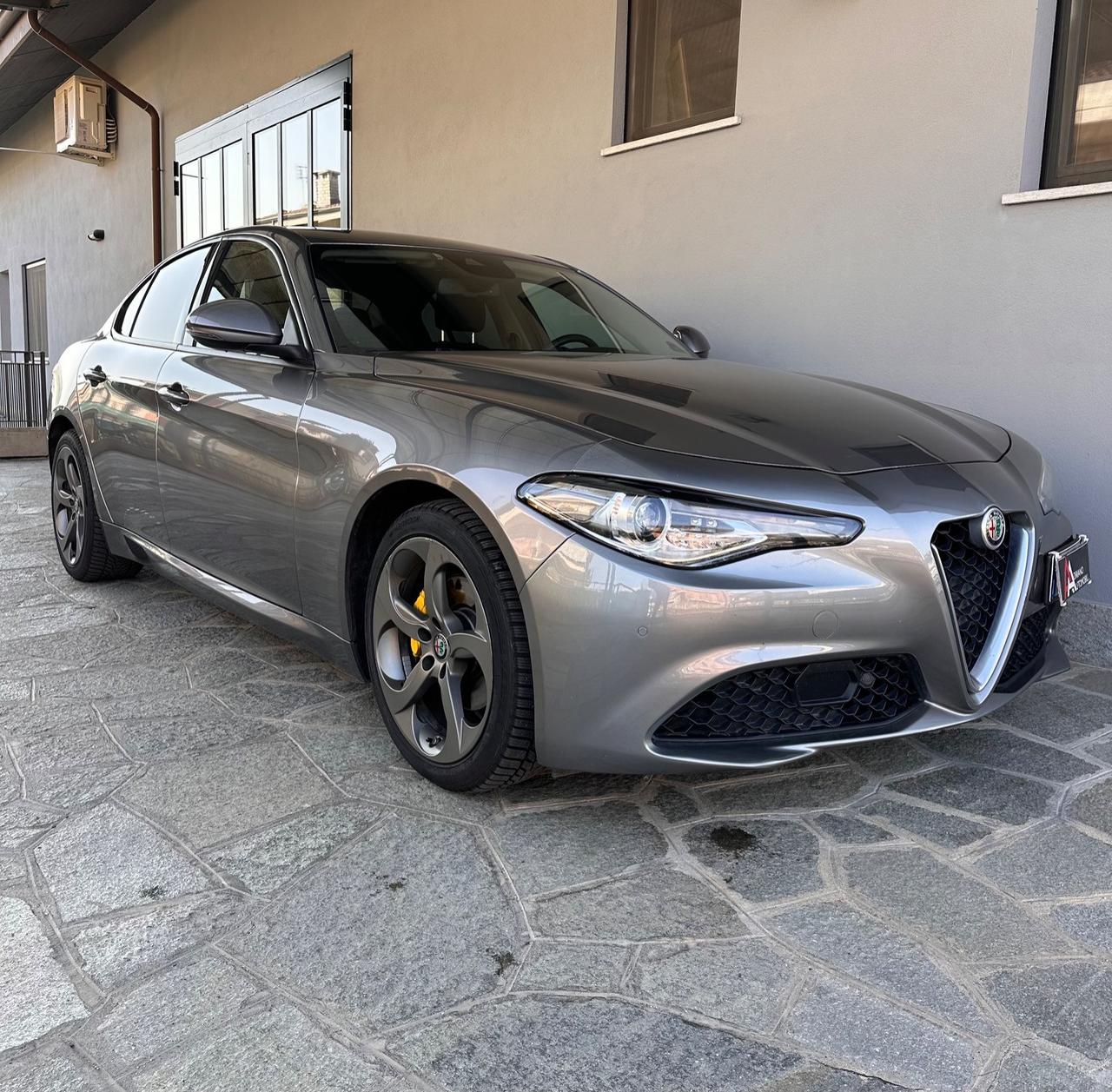 Alfa Romeo Giulia 2.2 t Business 160cv auto