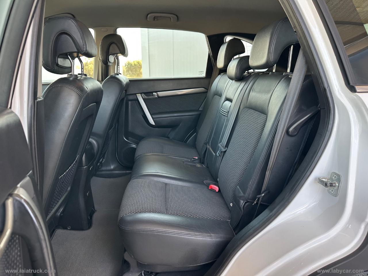 CHEVROLET Captiva 2.0 VCDi 2WD 7 POSTI