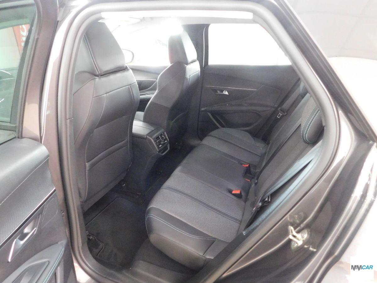 PEUGEOT - 3008 - BlueHDi 130 S&S Allure
