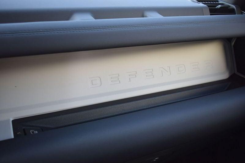 Land Rover Defender 90 3.0D I6 200 CV AWD Auto S AUTOCARRO N1 FISCALE