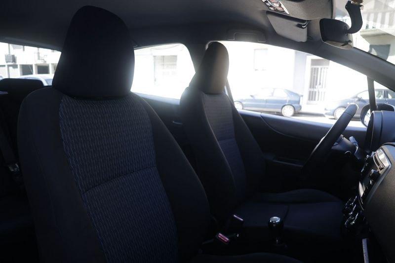 Toyota Yaris Toyota Yaris 1.0 5 porte Lounge Unicoproprietario