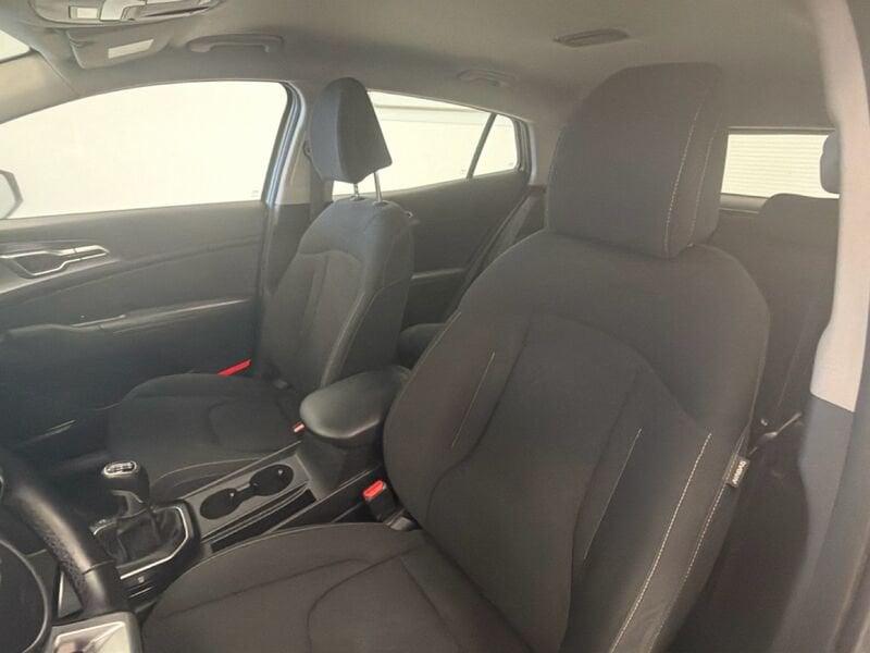 Kia Sportage 1.6 CRDI MHEV BUSINESS 2WD