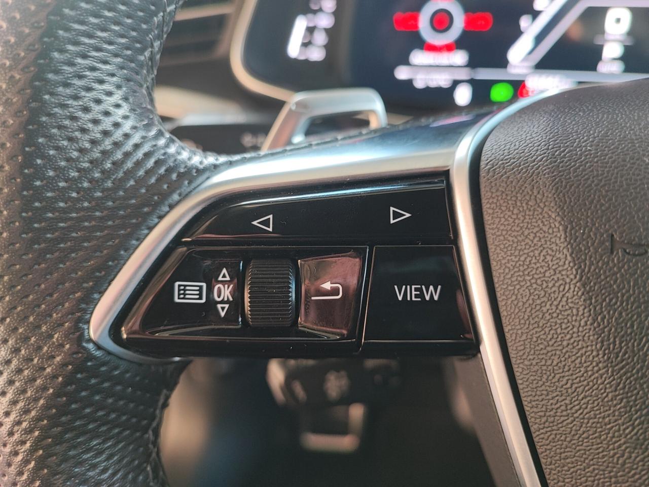 Audi RS6 RS 6 Avant 4.0 TFSI V8 quattro tiptronic