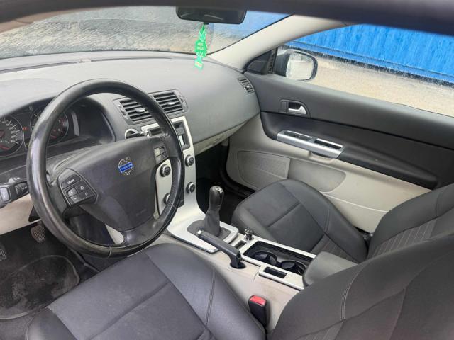 VOLVO C30 2.0 D Momentum senza nessun lavoro da fare