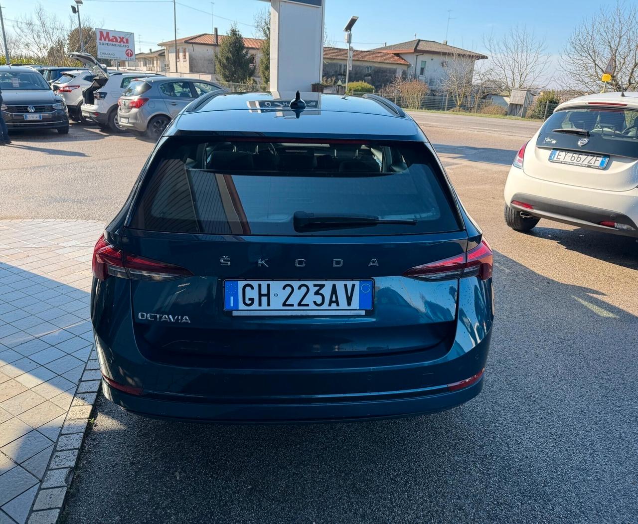Skoda Octavia 1.5 Metano Automatica