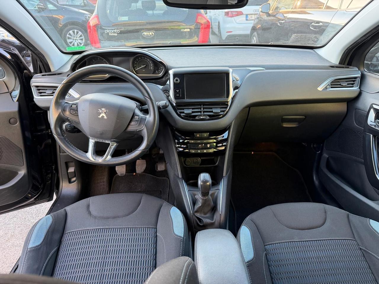 Peugeot 208 1.4 HDi 68 CV 5 porte Allure