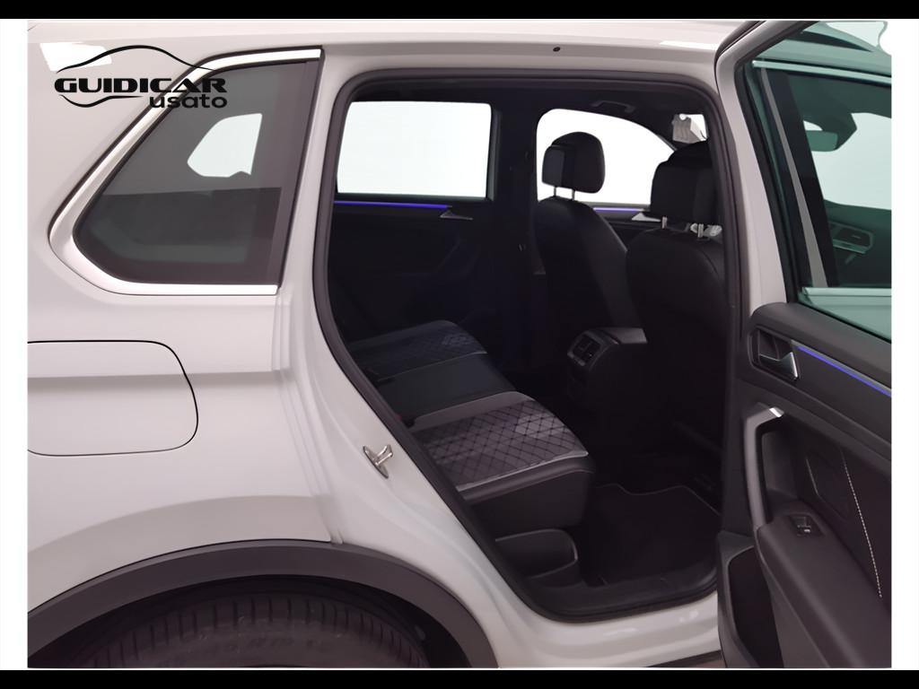 VOLKSWAGEN Tiguan II 2021 - Tiguan 2.0 tdi R-Line 4motion 150cv dsg
