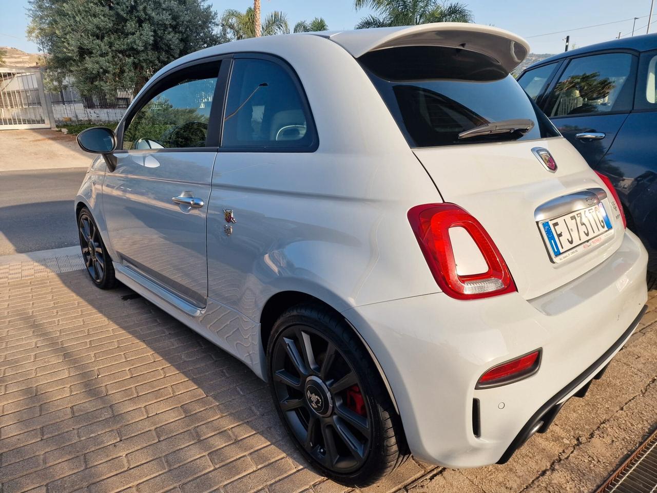Abarth 595 1.4 Turbo T-Jet 165 CV Turismo