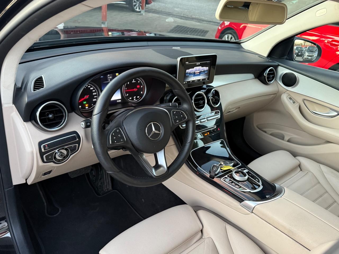 GLC 220 4Matic coupe -unipro-rate-unipro-