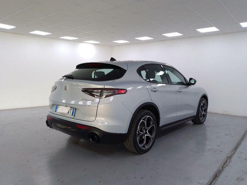 Alfa Romeo Stelvio 2.2 t Sprint Q4 210cv auto