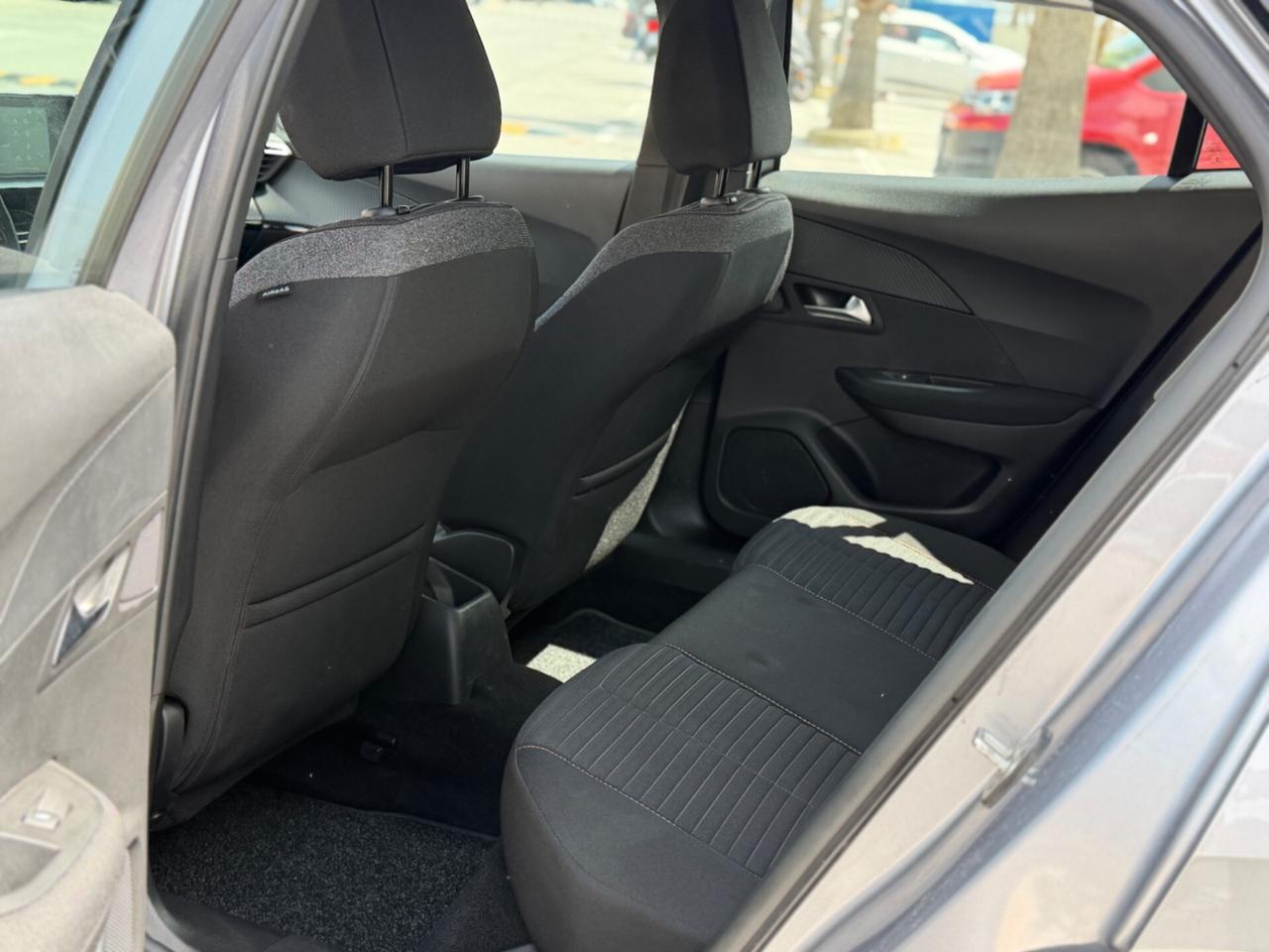 Peugeot 2008 BlueHDi 110 cv con soli 25000 mila 2022