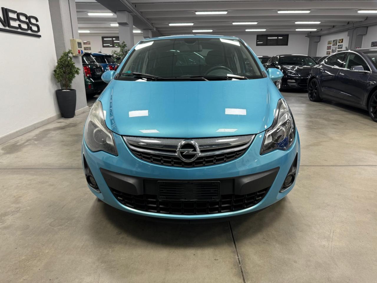 Opel Corsa 1.4 16V 5 porte Edition