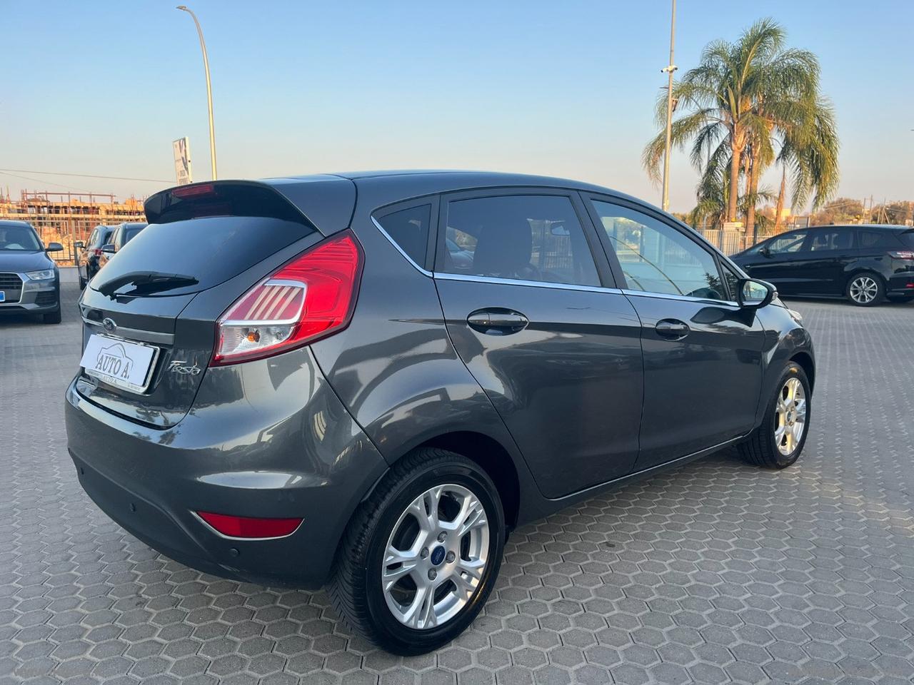 FORD Fiesta 1.4 5p. Bz.- GPL Titanium