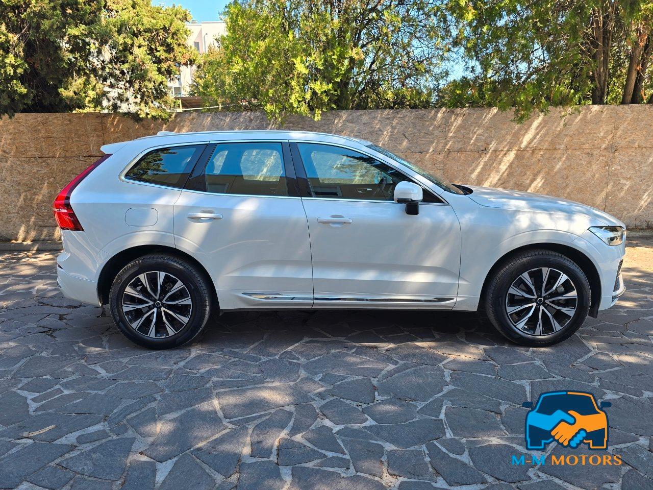 VOLVO XC60 N1 2.0 B4 d Plus Bright awd auto