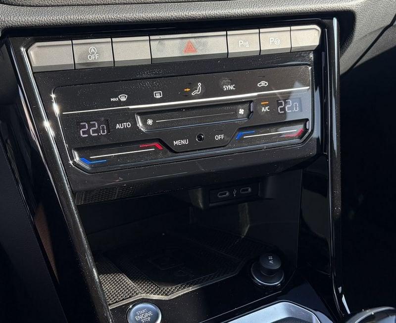 Volkswagen T-Roc R-Line 2.0 TDI 150CV DSG