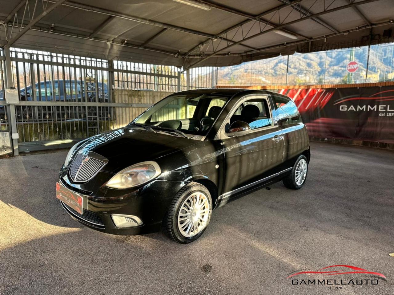 Lancia Ypsilon 1.2 Diva 69cv