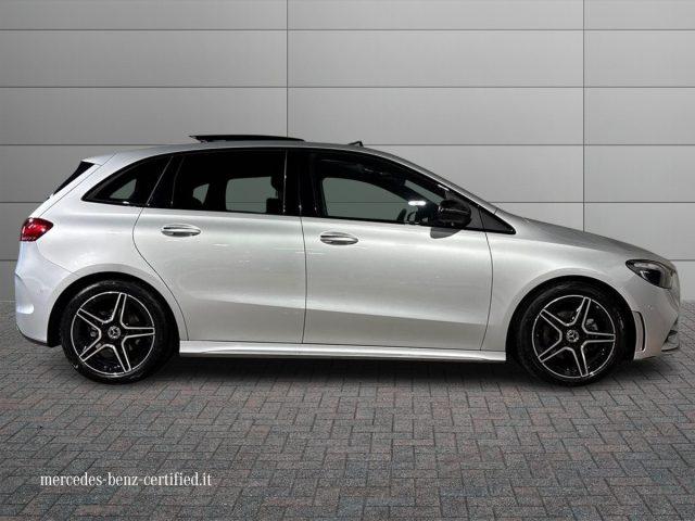 MERCEDES-BENZ B 180 d Automatic Premium AMG Line