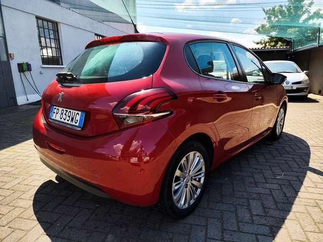 Peugeot 208 208 5p 1.6 bluehdi Touch 75cv