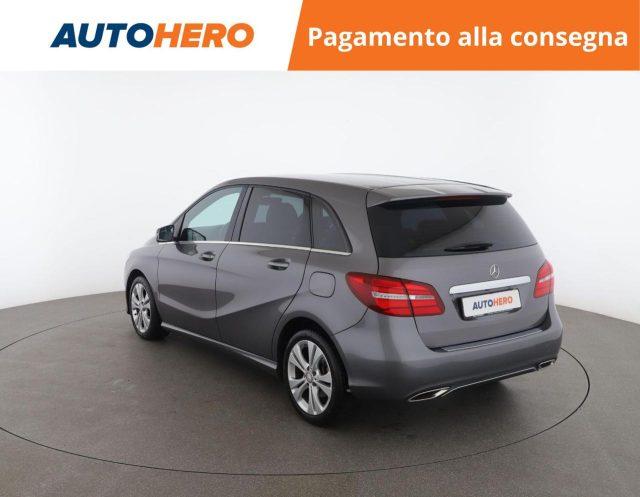 MERCEDES-BENZ B 180 d Sport