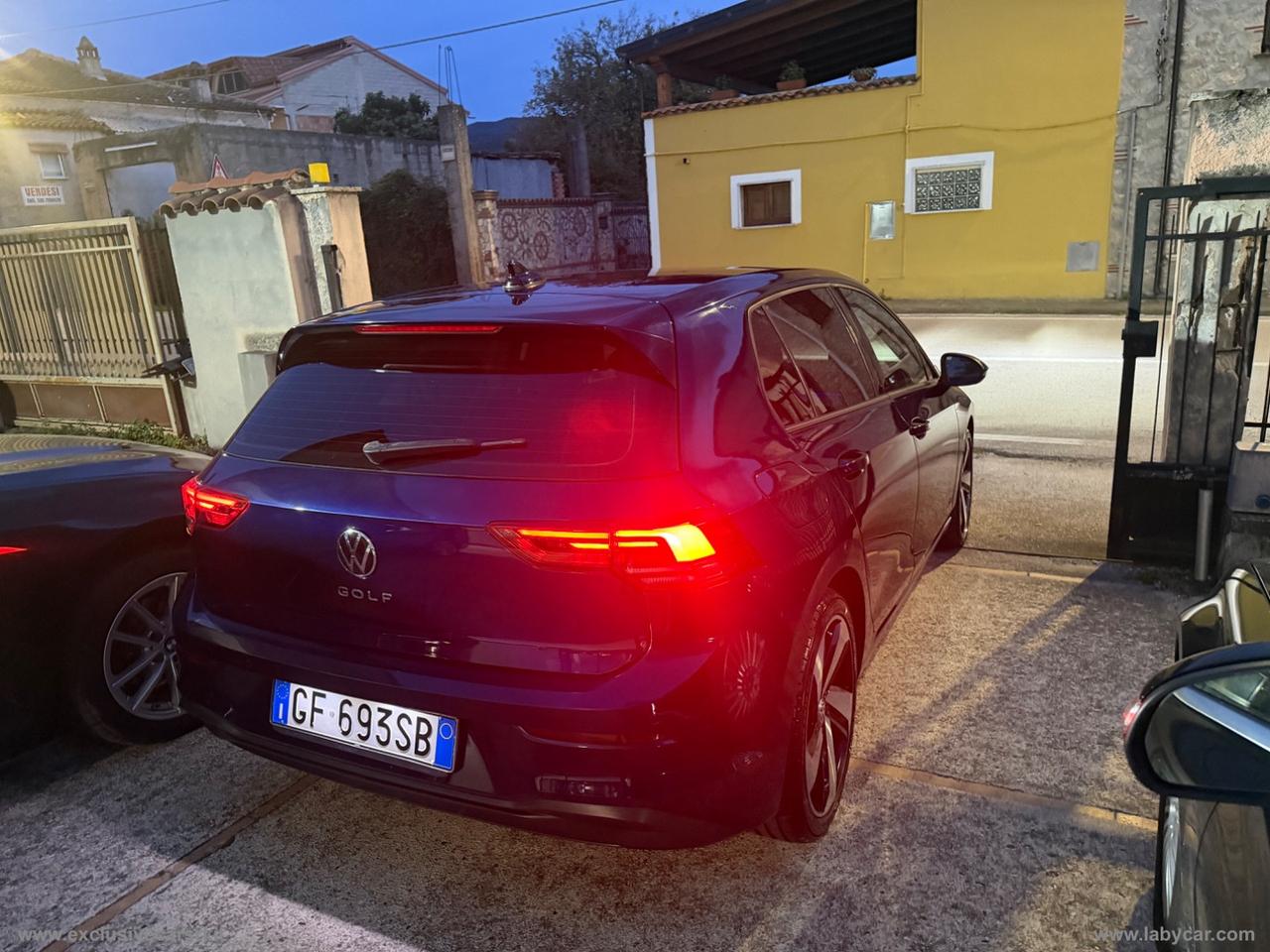 VOLKSWAGEN Golf 1.0 eTSI EVO DSG Life