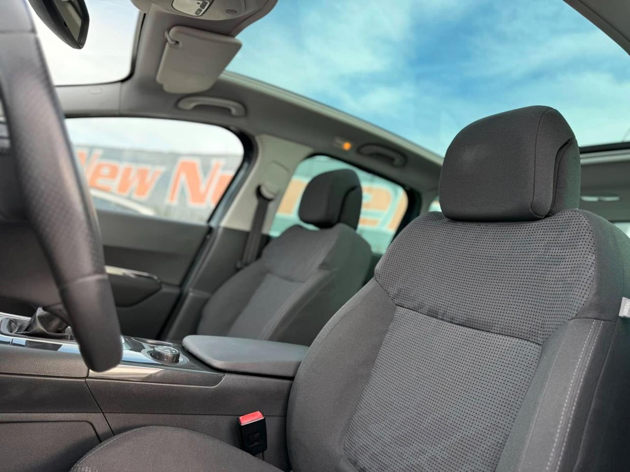 Peugeot 3008 2.0 HDi 150CV Allure