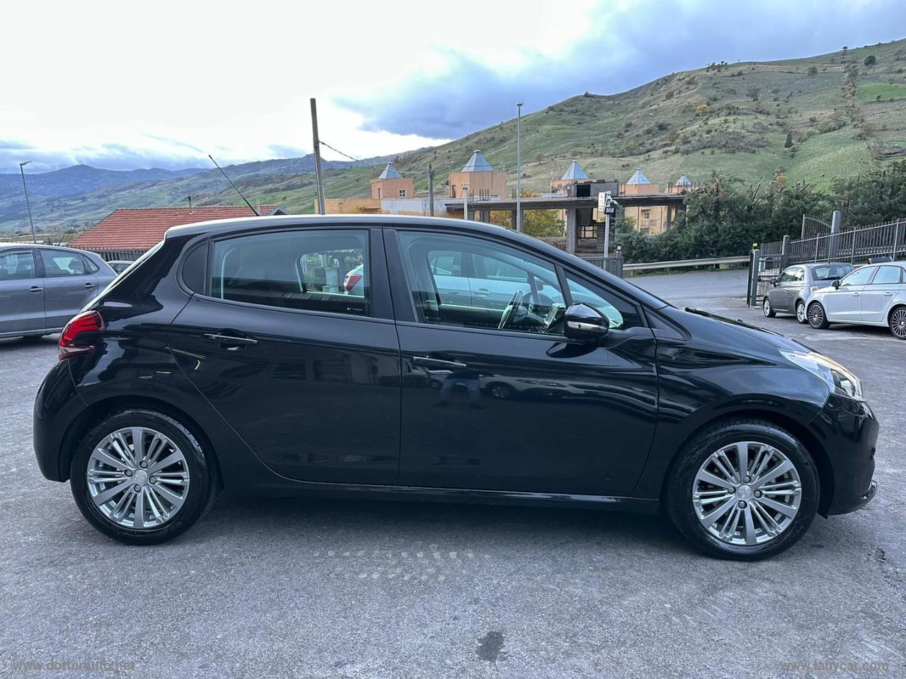 PEUGEOT 208 BlueHDi 75 5p. Allure