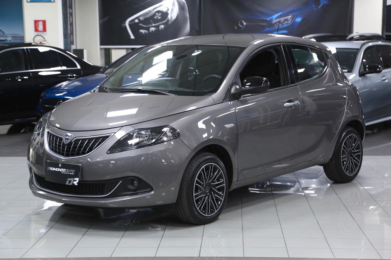 Lancia Ypsilon 1.0 FireFly 5 porte S&S Hybrid Gold