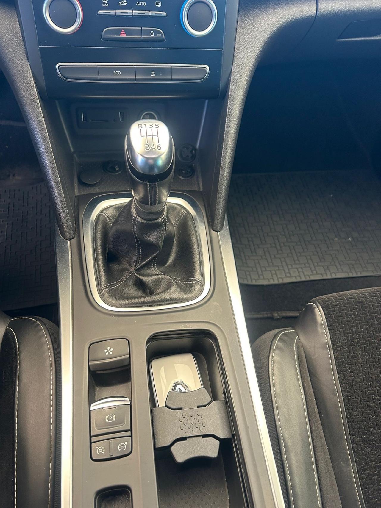 Renault Megane Mégane Sporter dCi 8V 110 CV EDC Energy Bose