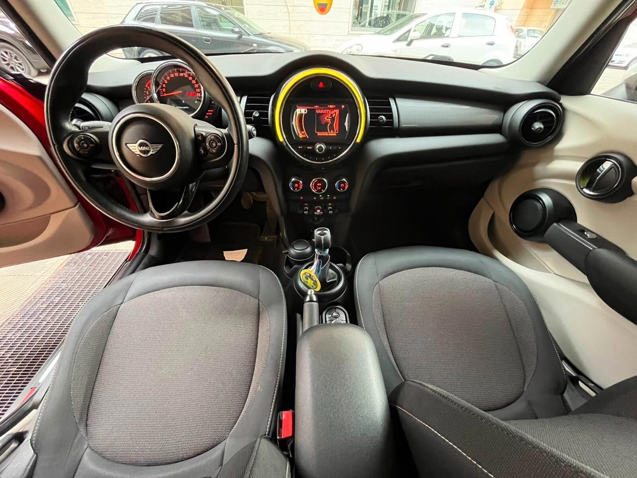 Mini Cooper 1.5D - PERFETTA - 2015